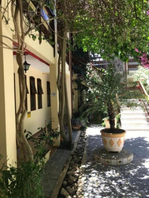 Apartamento com piscina no Lázaro